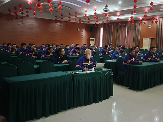 学习规章制度  筑牢安全防线